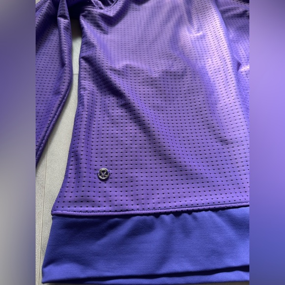 LULULEMON Sweaty Or Not Jacket Lightweight Mesh Run Iris Flower Purple Women's 4 - Picture 7 of 9
